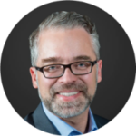 Portrait of Martin Royal, M.Sc., ACC – Applied Psychology expert and leadership coach.